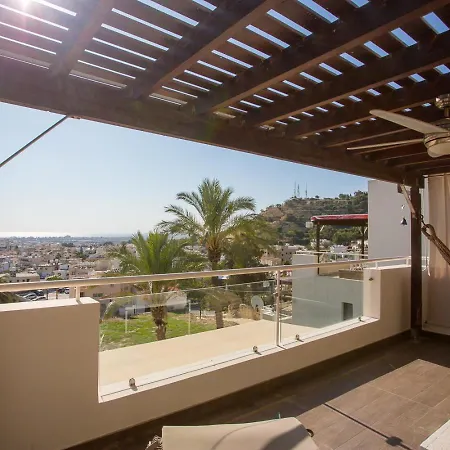 Apartmán Penthouse Duplex Overlooking The Mediterranean Larnaca