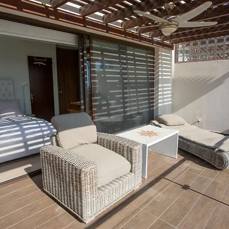 דירה Penthouse Duplex Overlooking The Mediterranean *